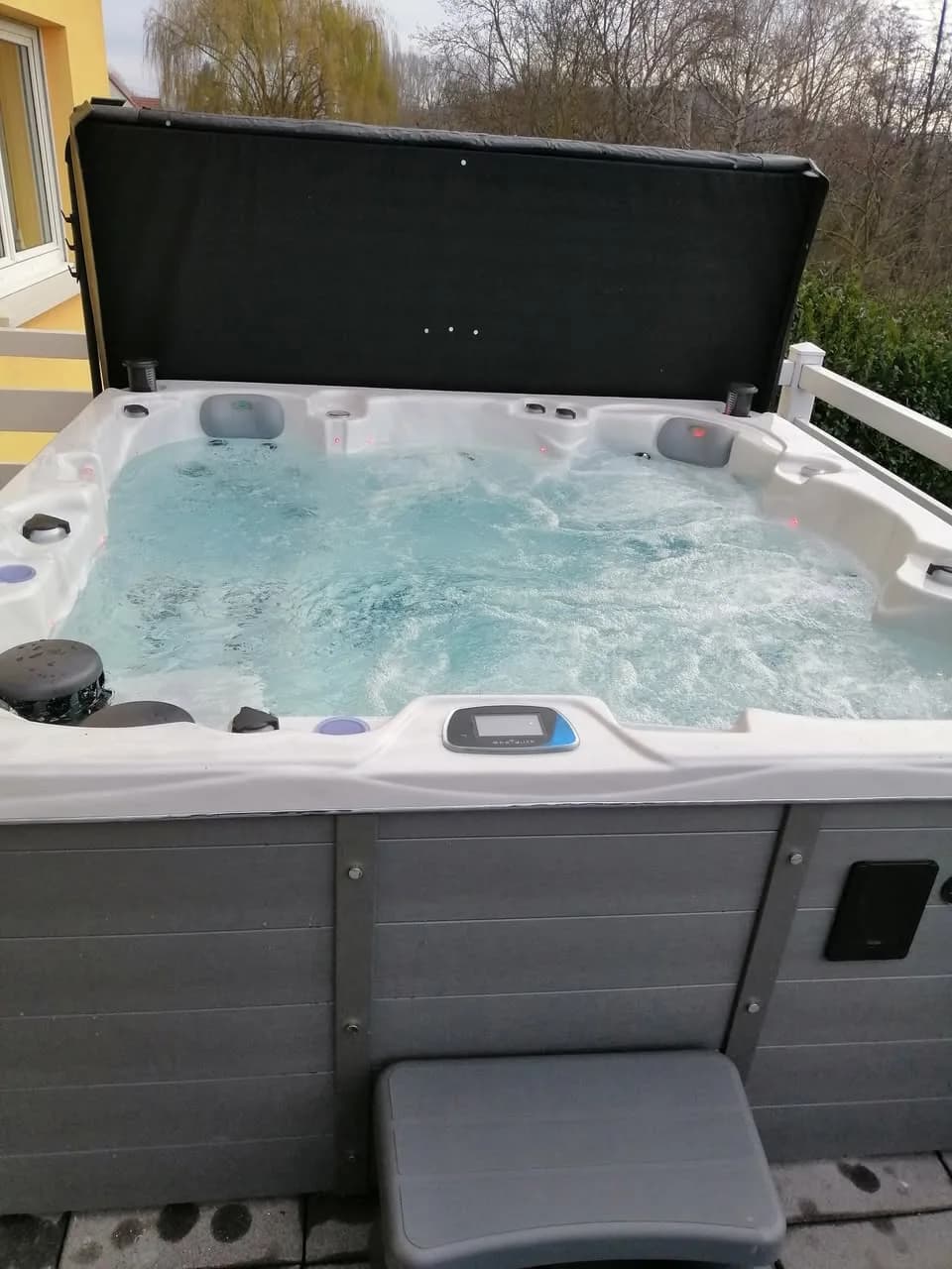 Installation d'un spa Vancouver Full option à Odratzheim, autre vue du chantier