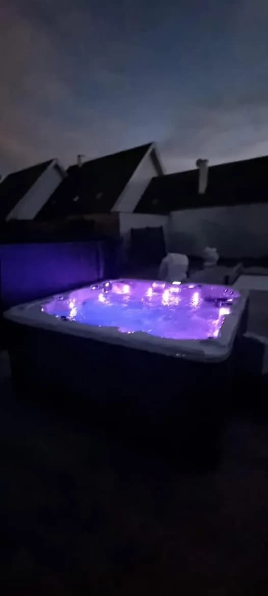 Installation d'un spa Vancouver à Haguenau, autre vue du chantier