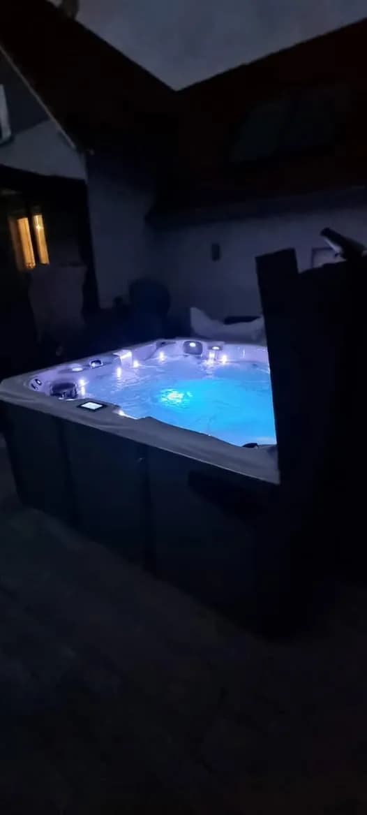 Installation d'un spa Vancouver à Haguenau, autre vue du chantier