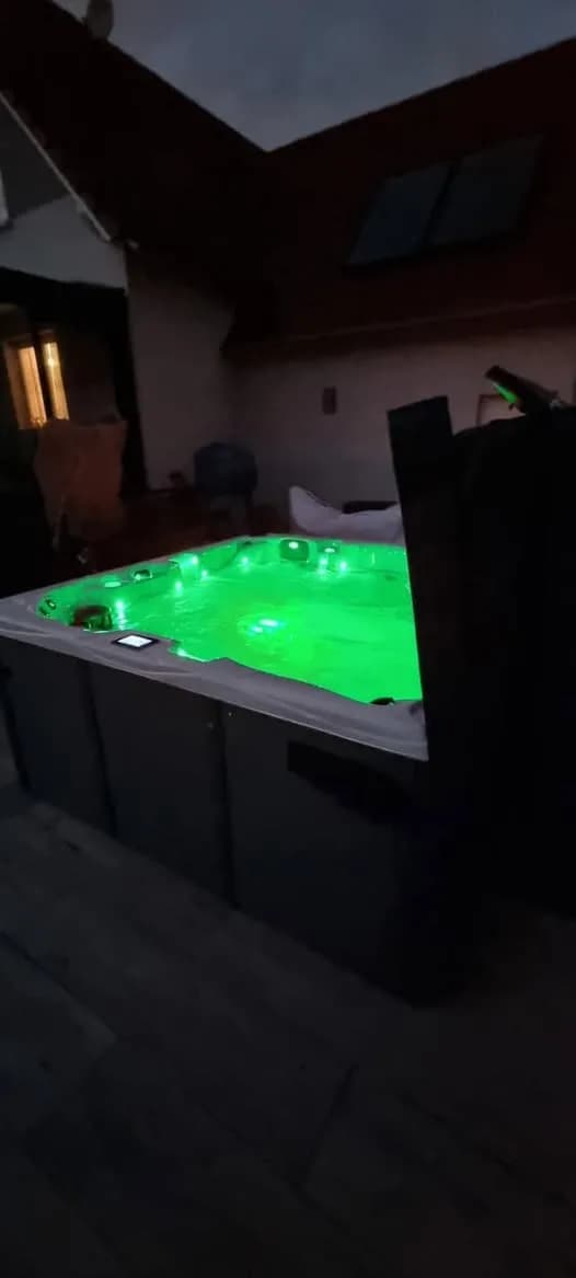 Installation d'un spa Vancouver à Haguenau, autre vue du chantier