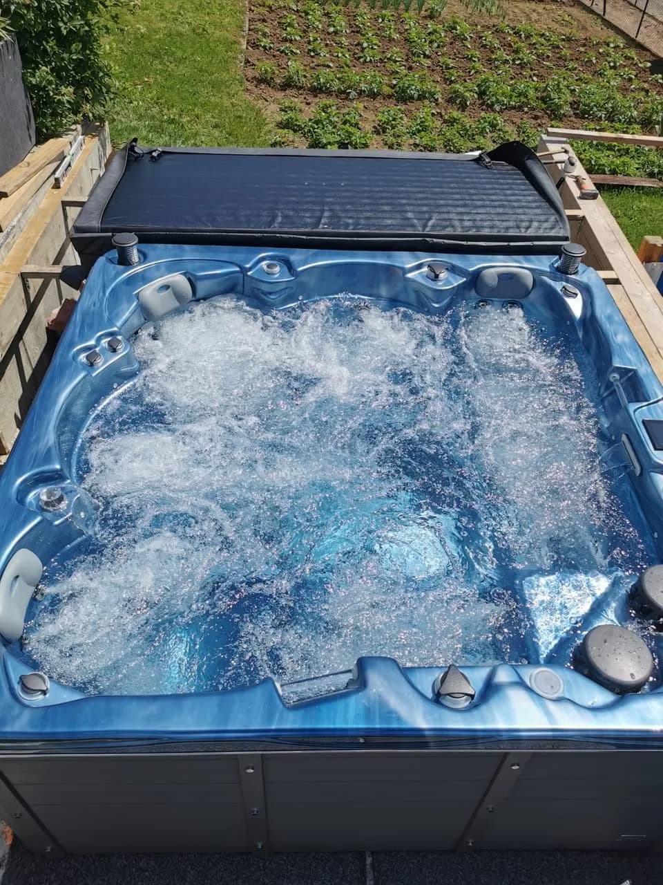 Installation d'un spa Vancouver à Haut-Clocher, autre vue du chantier