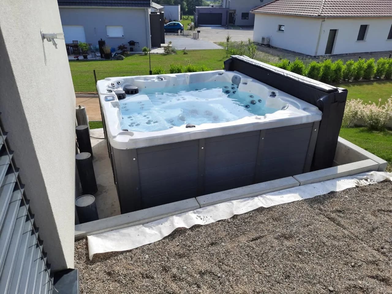 Installation d'un spa Vancouver à Hecken, autre vue du chantier