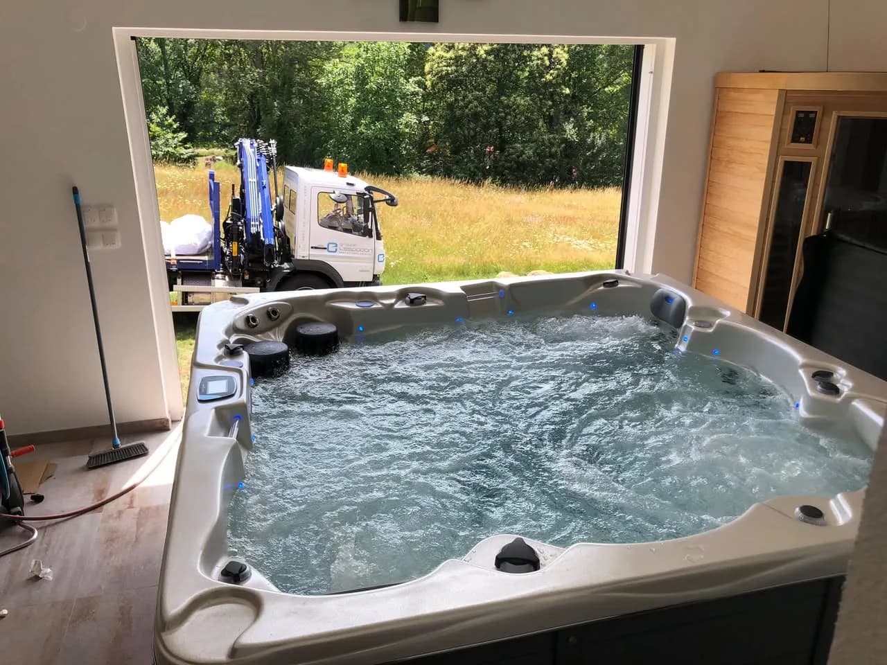 Installation d'un spa Vancouver à La Vancelle, autre vue du chantier