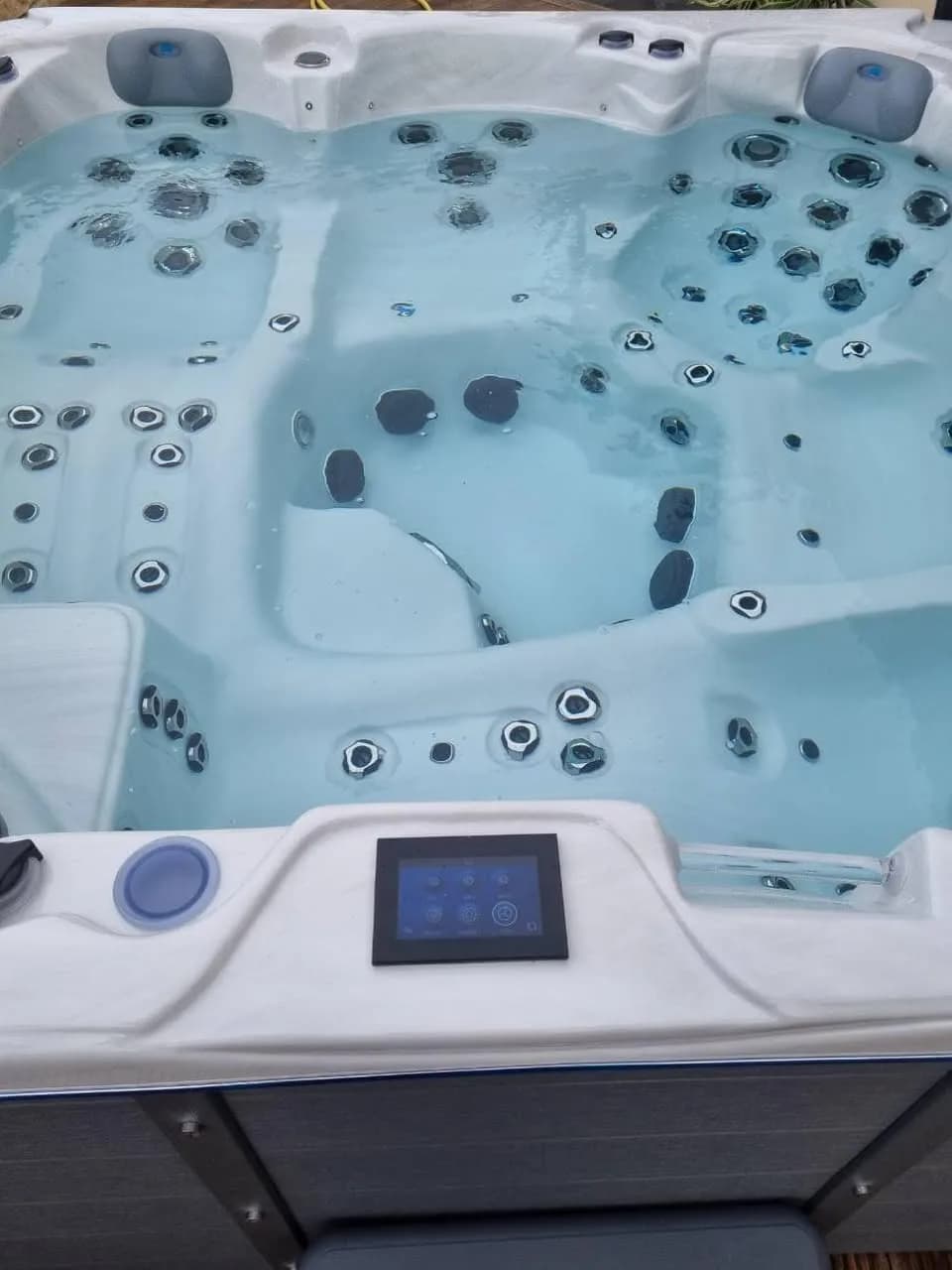 Installation d'un spa Vancouver à Lérouville, autre vue du chantier