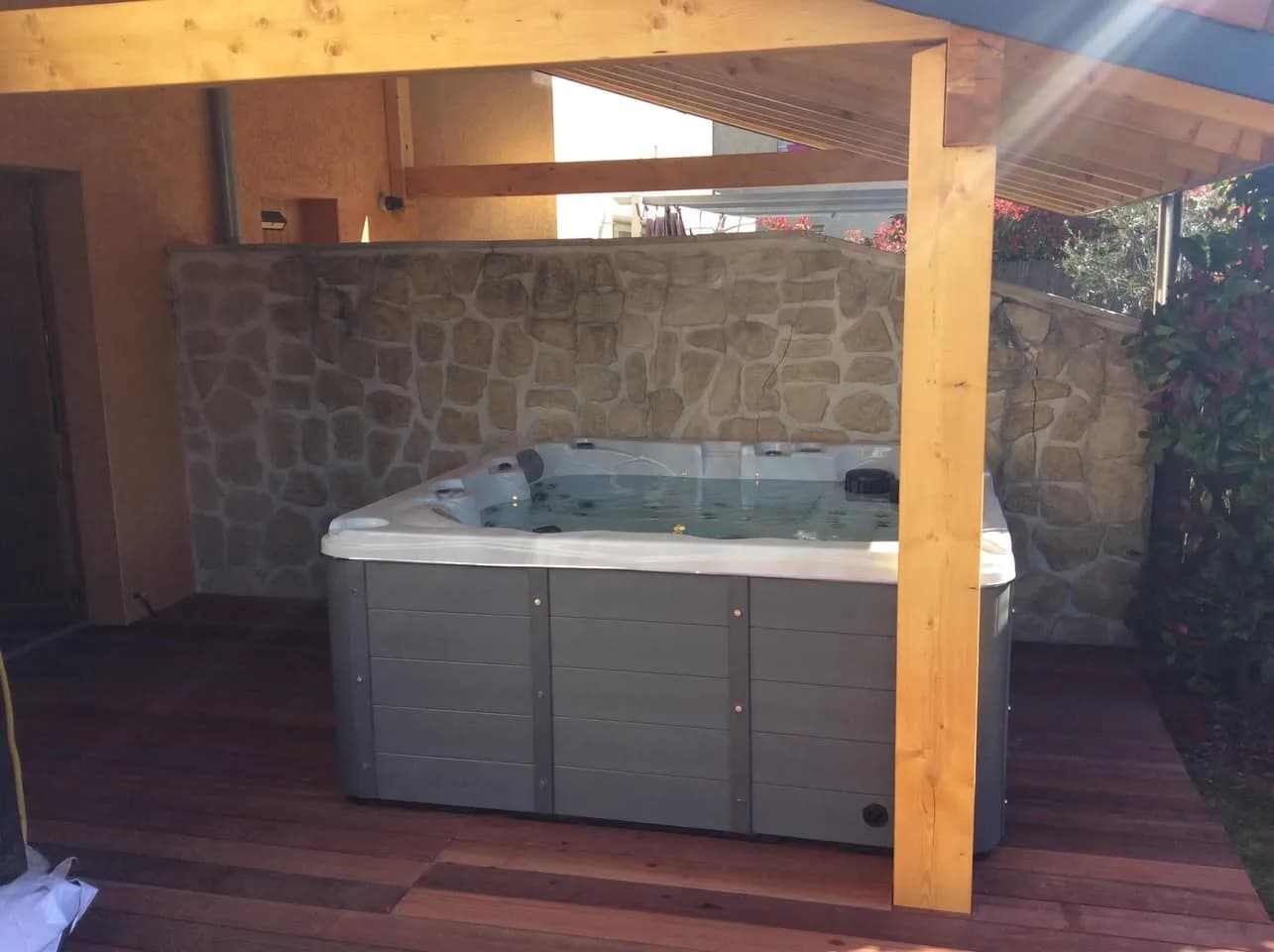 Installation d'un spa Vancouver à Saint-Georges, autre vue du chantier