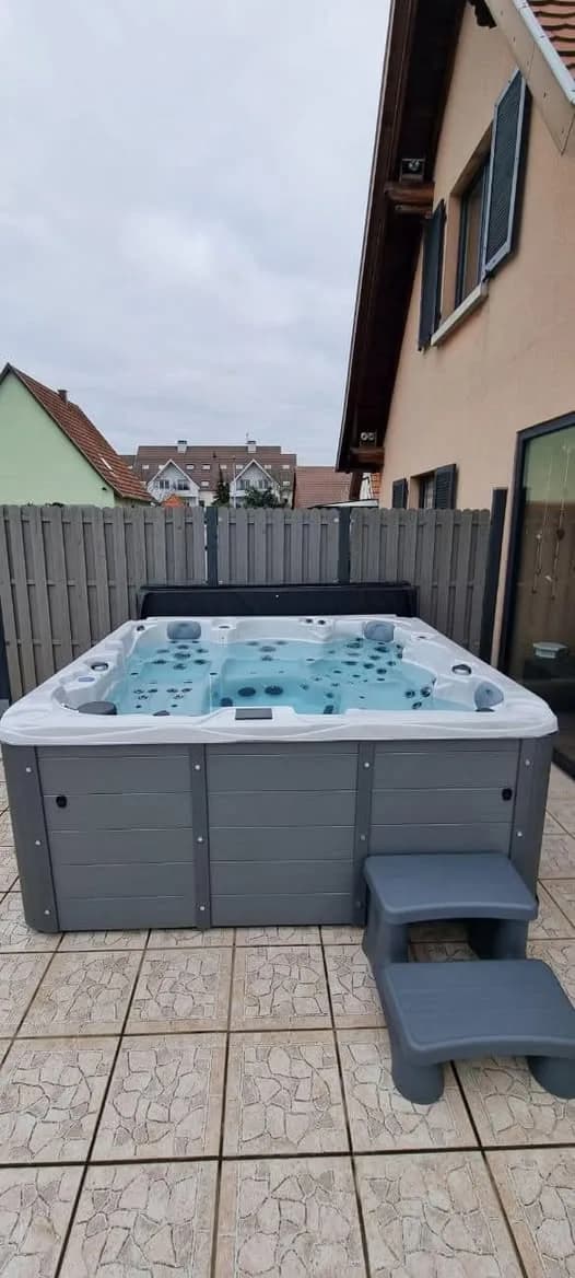 Installation d'un spa Vancouver à Sélestat, autre vue du chantier