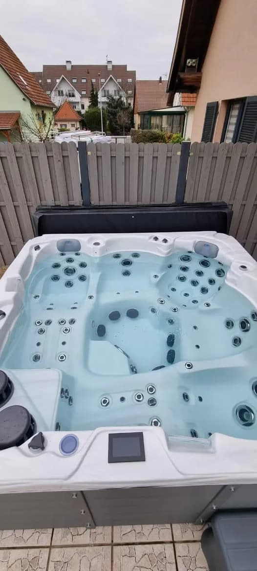 Installation d'un spa Vancouver à Sélestat, autre vue du chantier