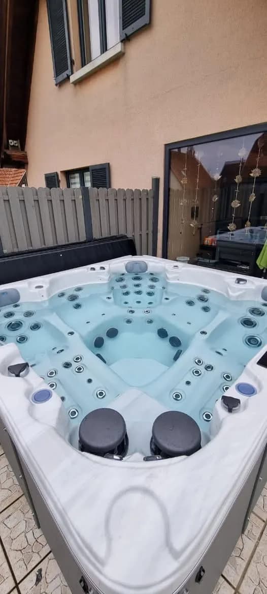 Installation d'un spa Vancouver à Sélestat, autre vue du chantier