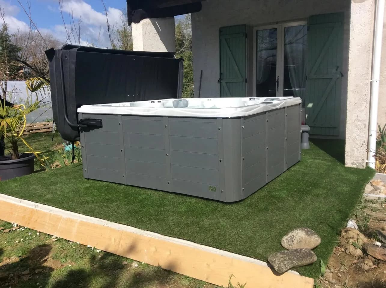 Installation d'un spa Vancouver à Soual, autre vue du chantier