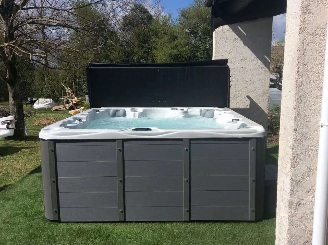 Installation d'un spa Vancouver à Soual, autre vue du chantier