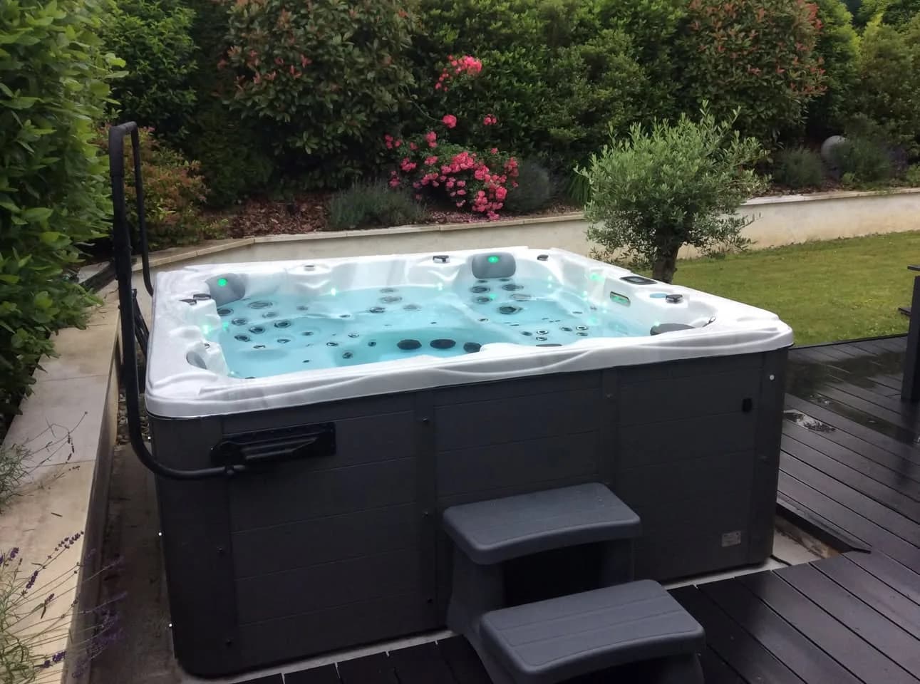 Installation d'un spa Vancouver à Thoiry, autre vue du chantier