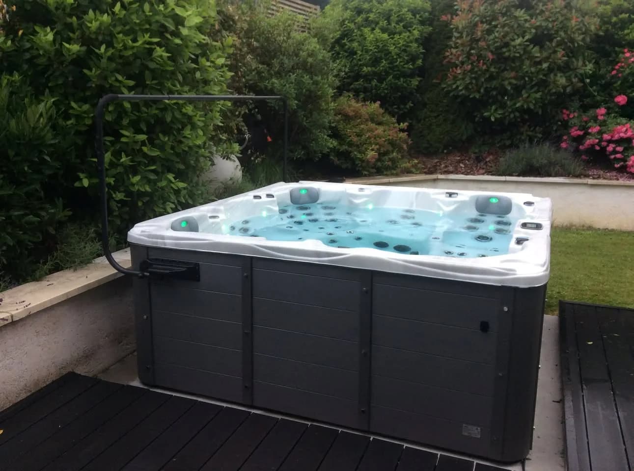 Installation d'un spa Vancouver à Thoiry, autre vue du chantier