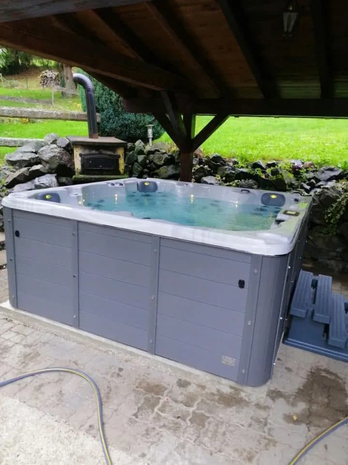 Installation d'un spa Vancouver à Urbeis, autre vue du chantier