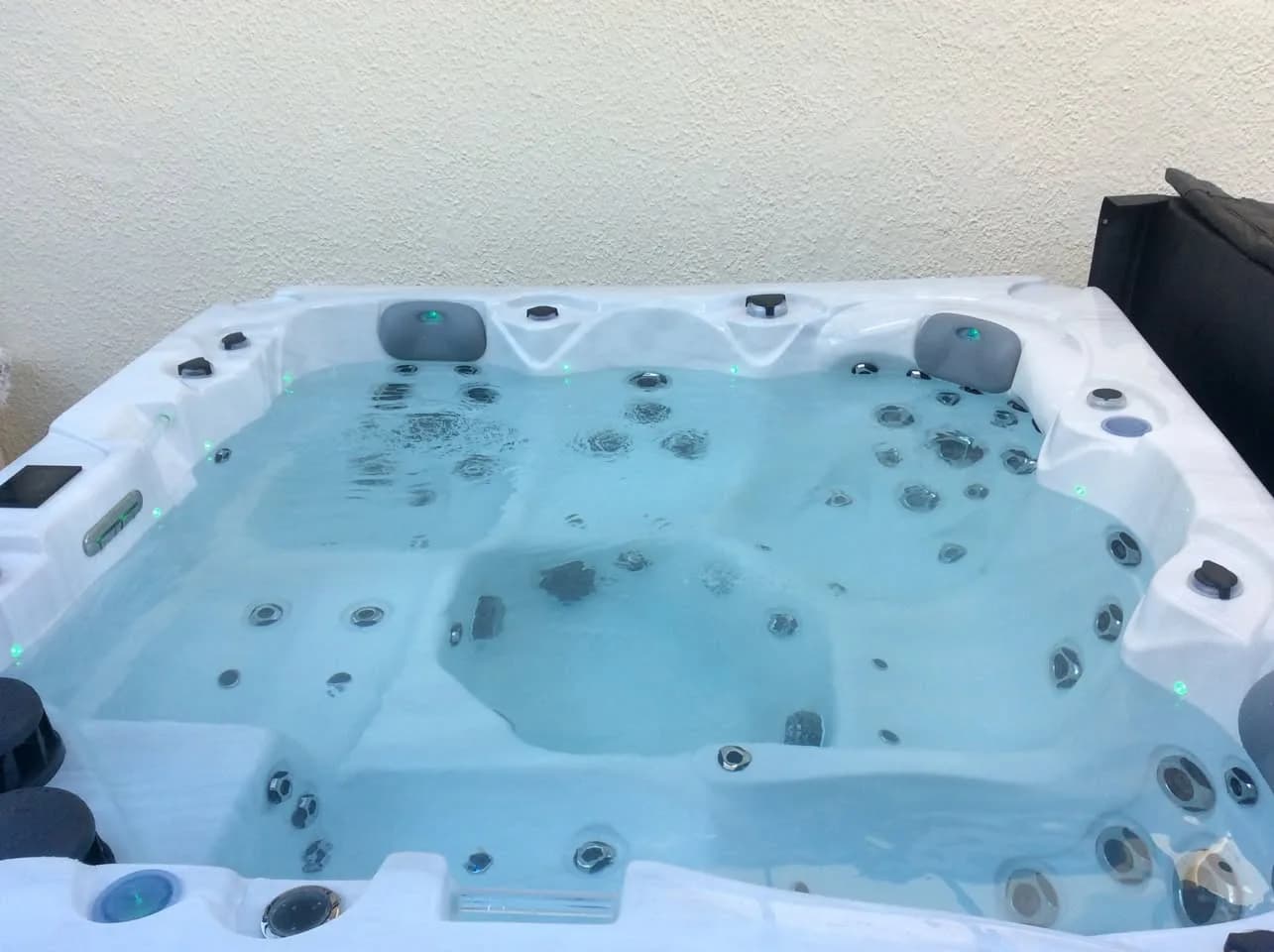 Installation d'un spa Vancouver à Vassimont-et-Chapelaine, autre vue du chantier