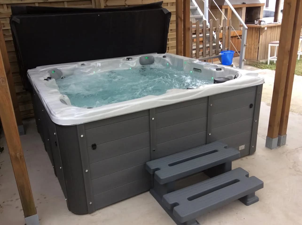 Installation d'un spa Vancouver à Vernouillet, autre vue du chantier