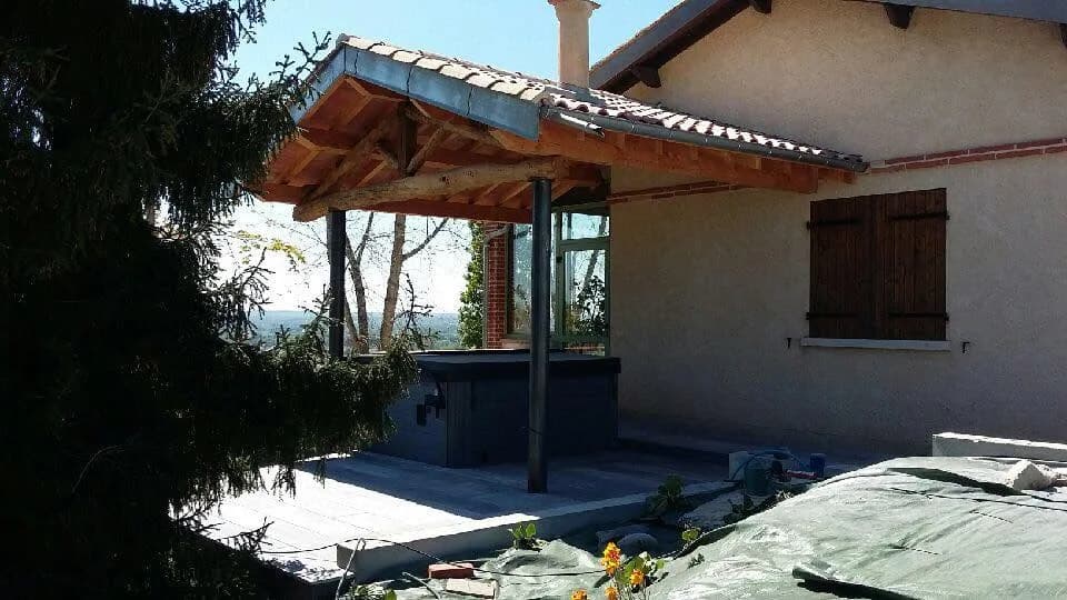 Installation d'un spa Vancouver à Villemur-sur-Tarn, autre vue du chantier