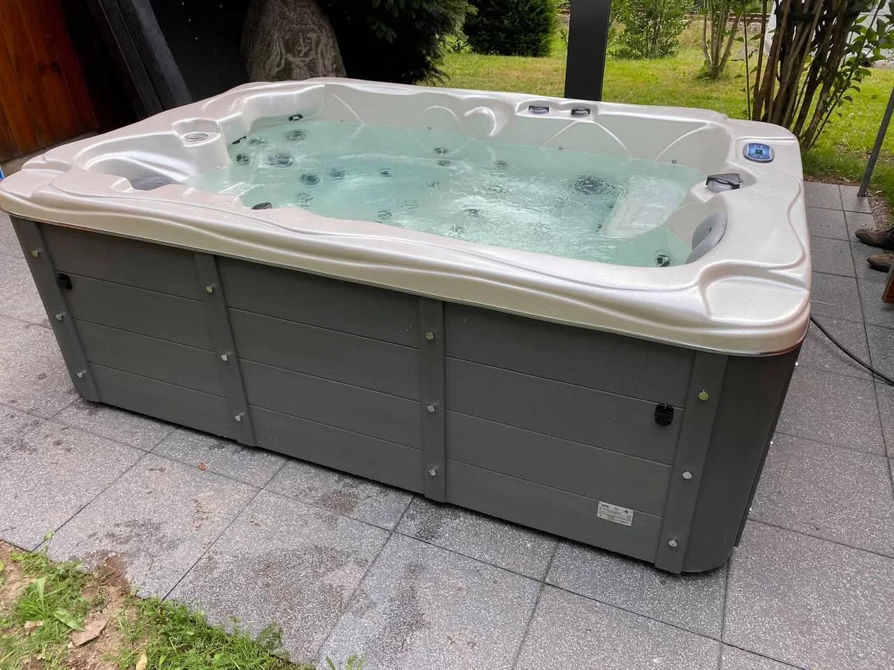 Installation d'un spa Victoria Duel à Bitschwiller-lès-Thann, autre vue du chantier