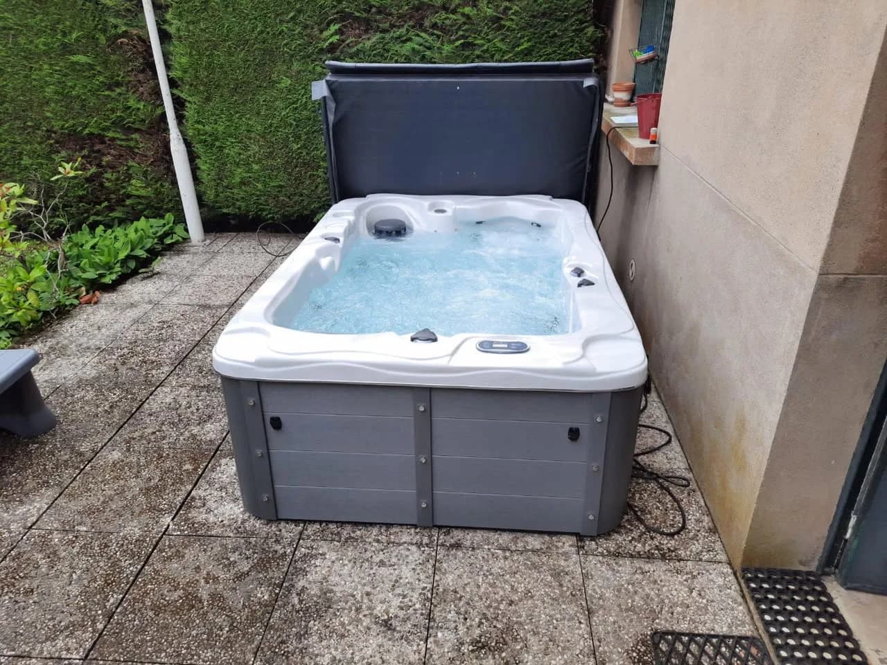 Installation d'un spa Victoria Duel à Pont-à-Mousson, autre vue du chantier