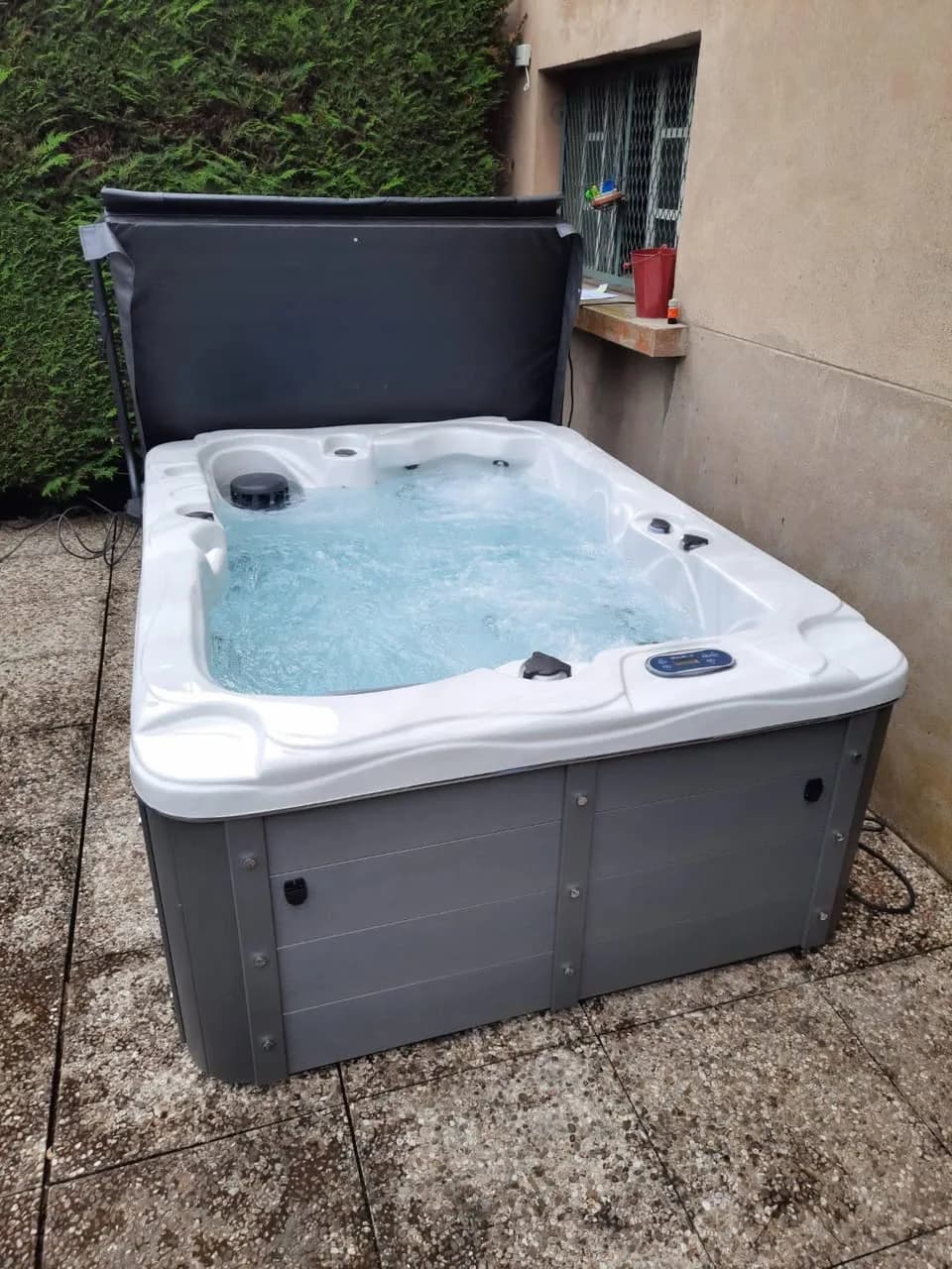 Installation d'un spa Victoria Duel à Pont-à-Mousson, autre vue du chantier