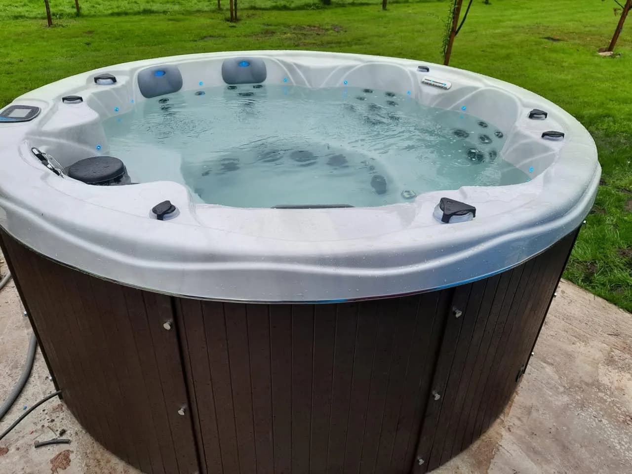 Installation d'un spa Yukon dans les Vosges, autre vue du chantier