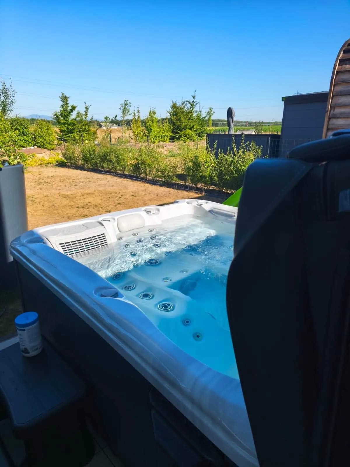 Spa Apollon installé à Ensisheim, autre vue du chantier