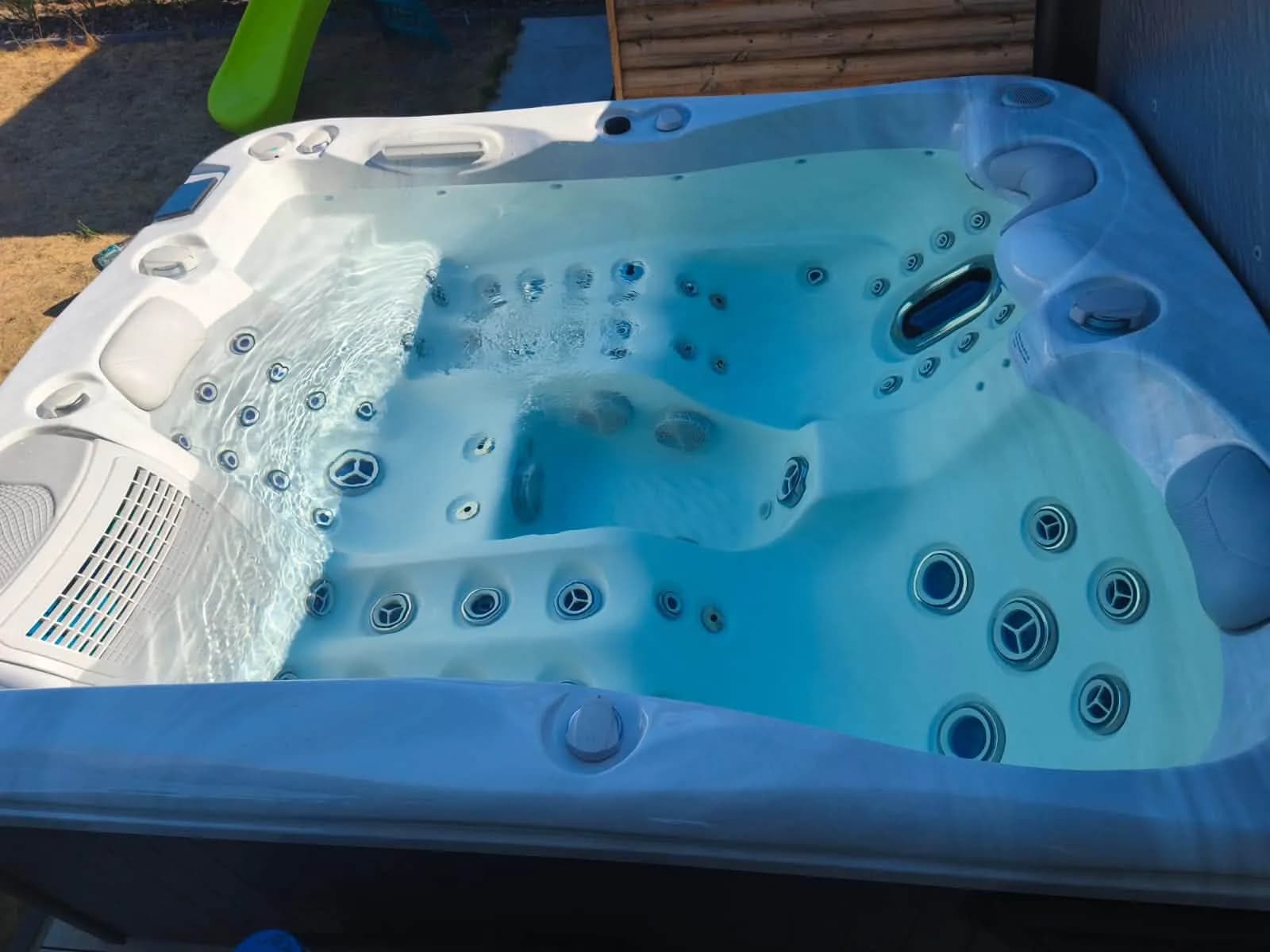 Spa Apollon installé à Ensisheim, autre vue du chantier