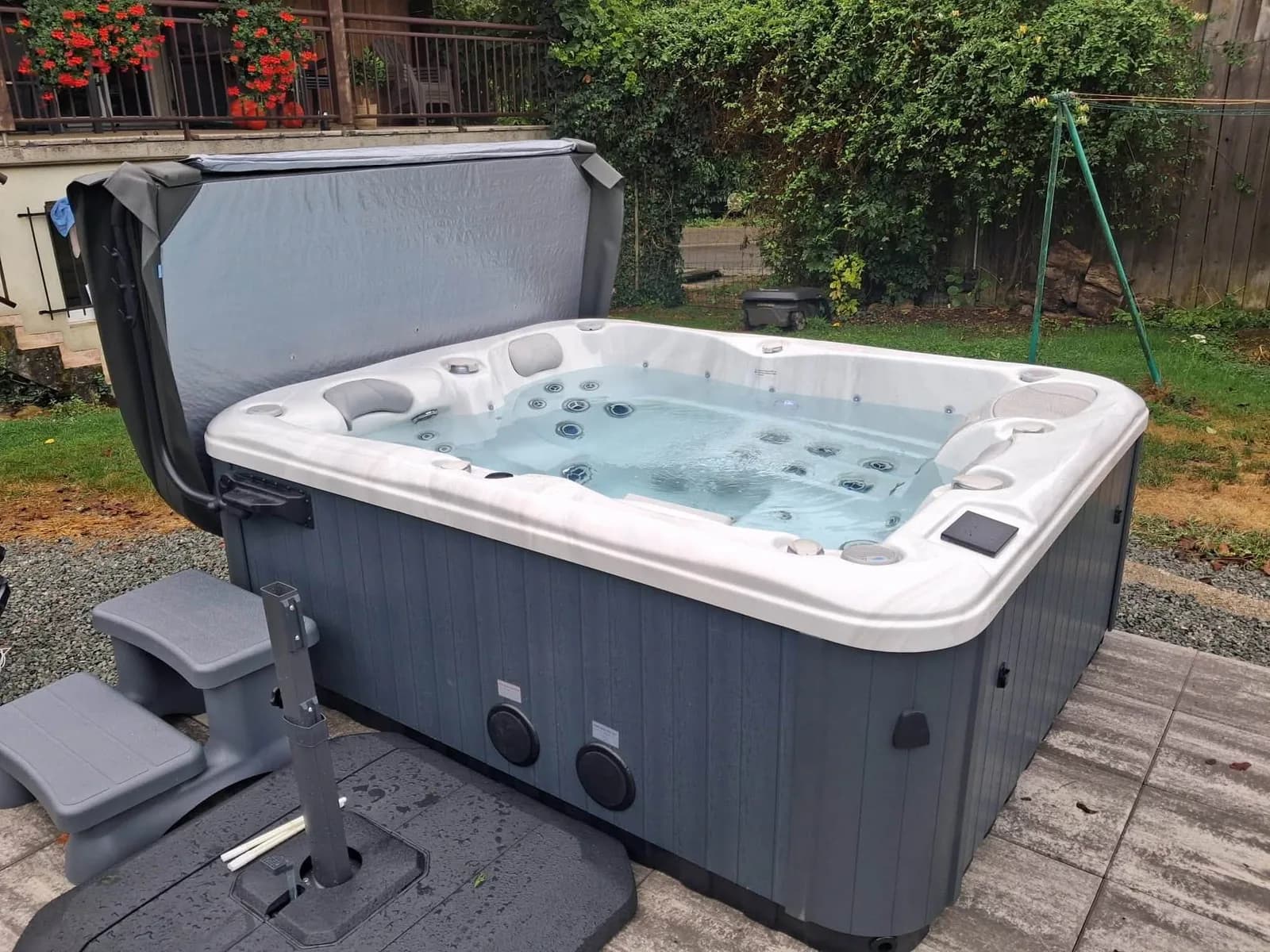 Spa Appolon installé à Wolfersdorf, autre vue du chantier