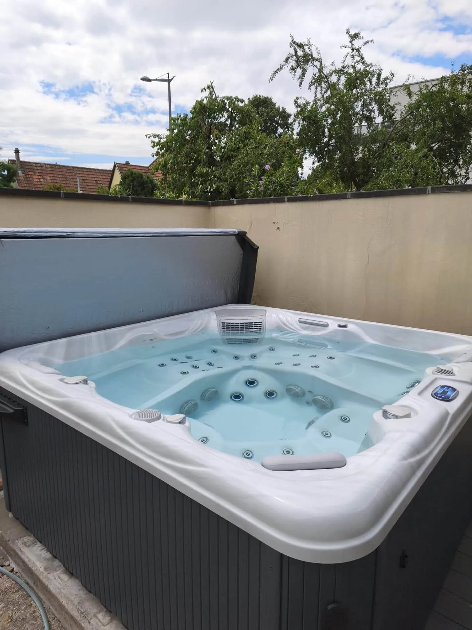 Spa Athena installé à Illkirch-Graffenstaden