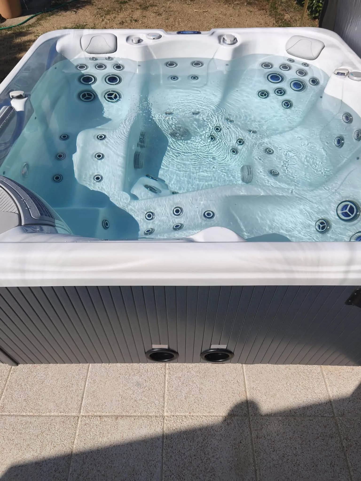 Spa Athena installé à Pfastatt, autre vue du chantier