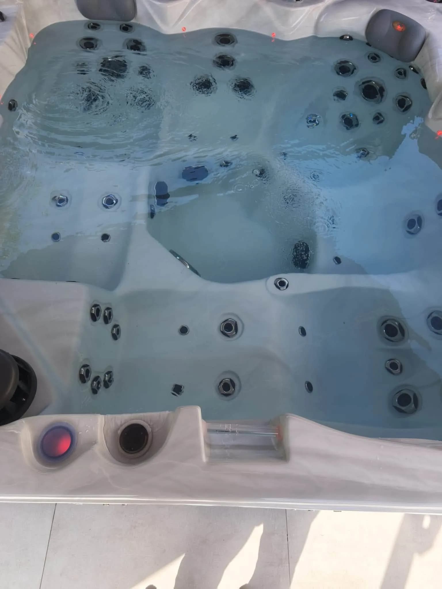 Spa Athena installé à Pfastatt, autre vue du chantier