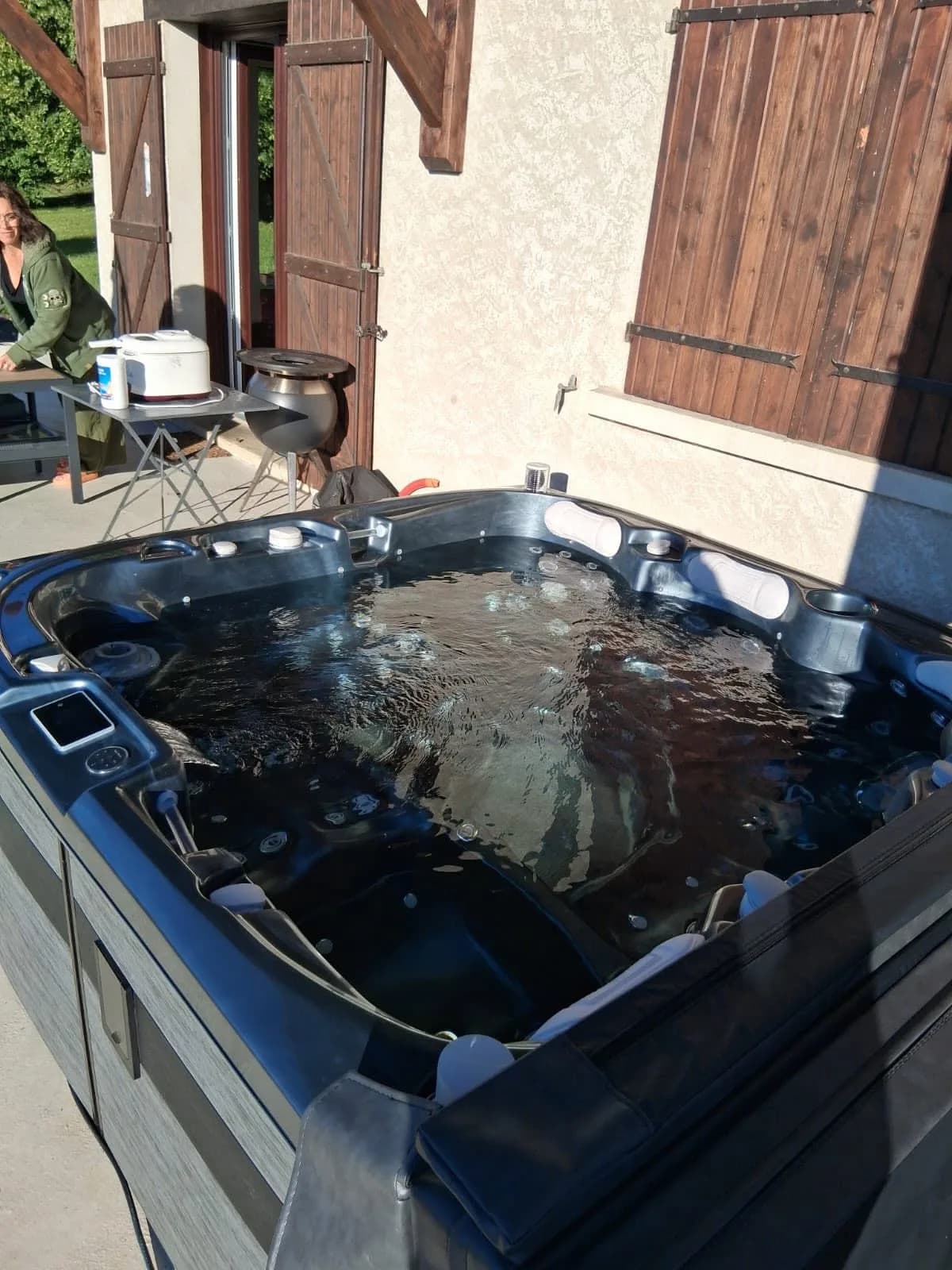 Spa Oppland installé à Flachere, autre vue du chantier