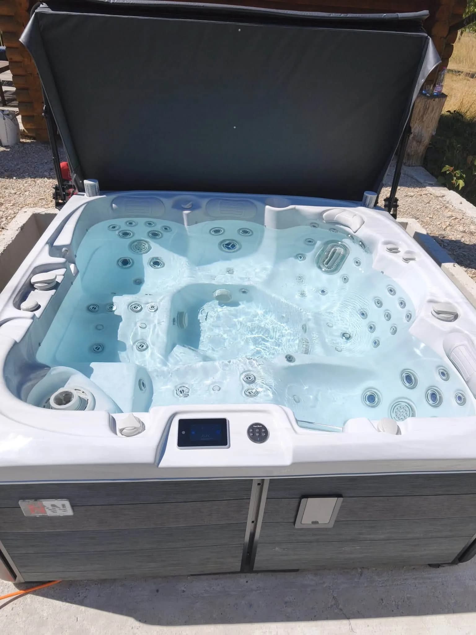 Spa Øppland installé à Levoncourt, autre vue du chantier