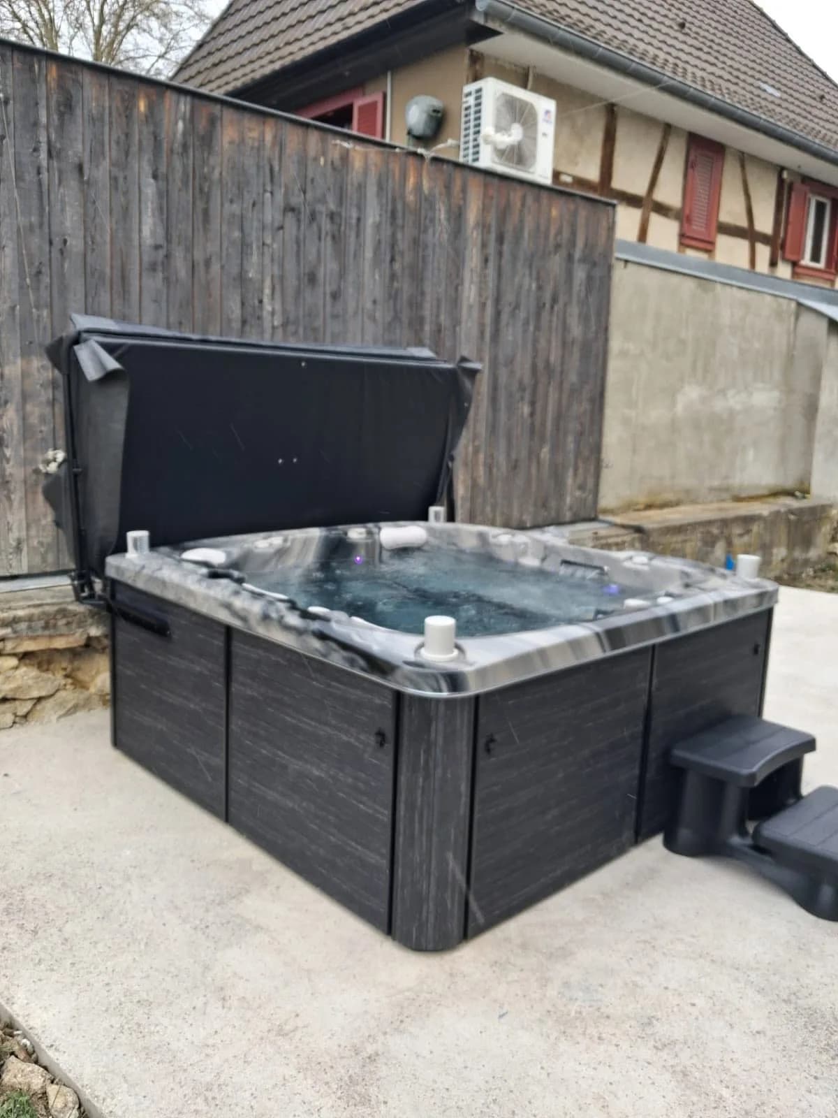 Spa Oppland installé à Tagsdorf