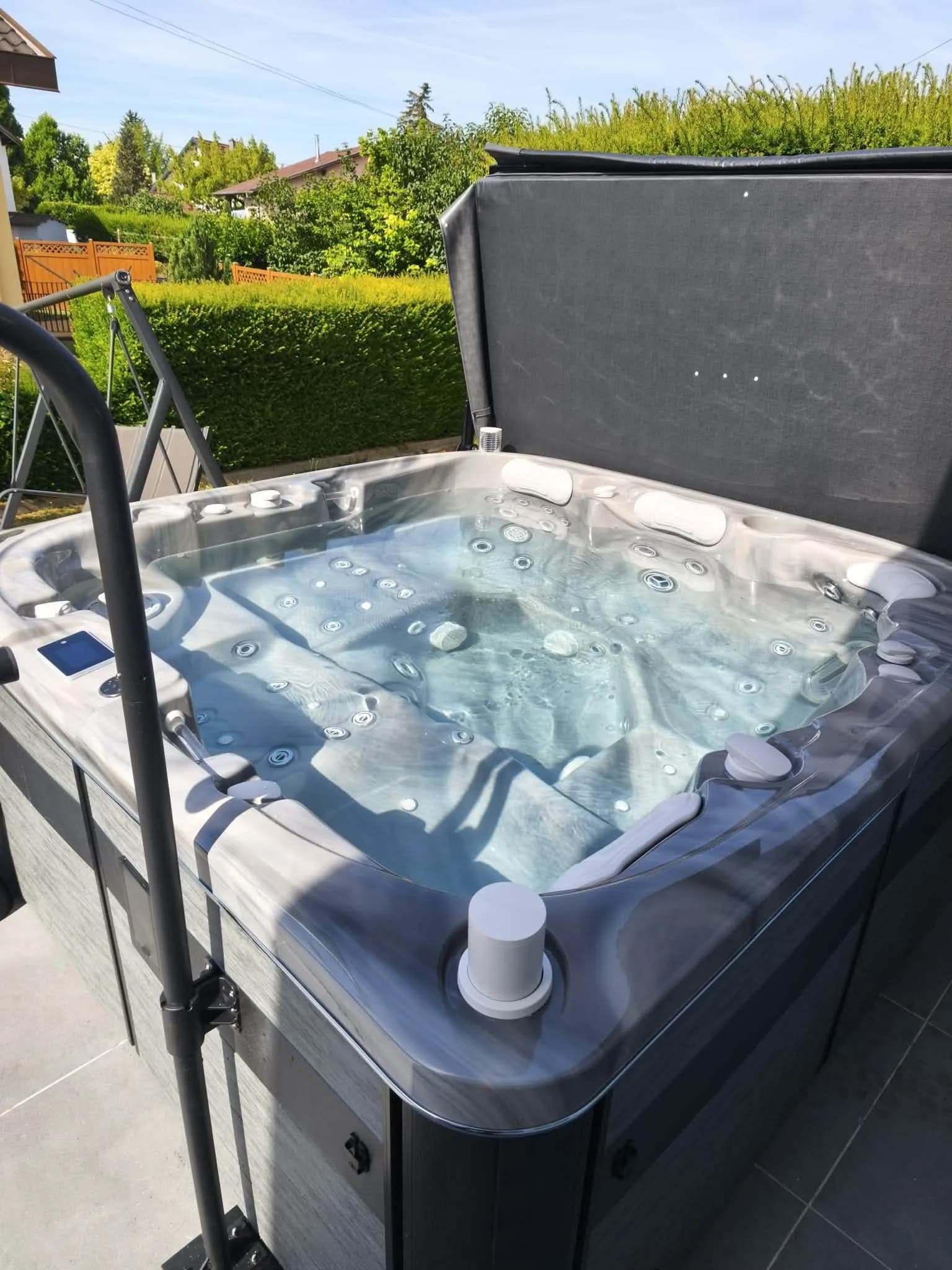Spa Øppland installé à Wittenheim, autre vue du chantier