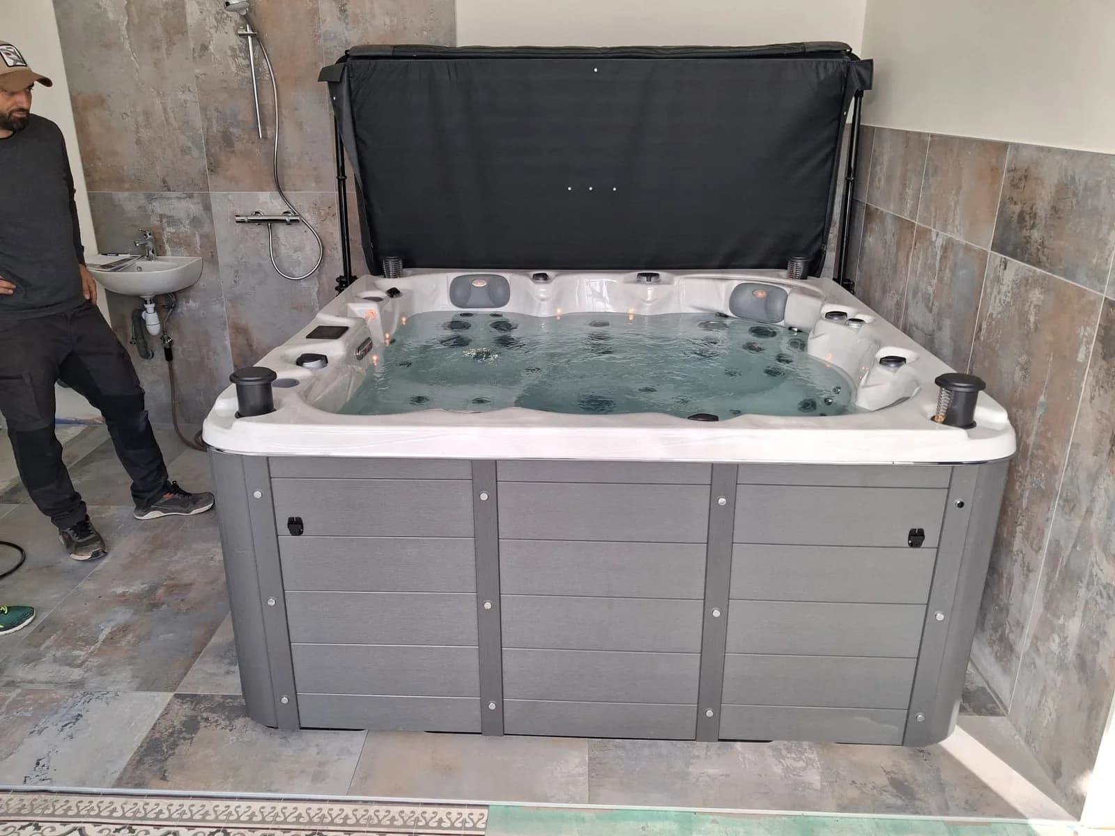 Spa Quebec installé à Drussenheim
