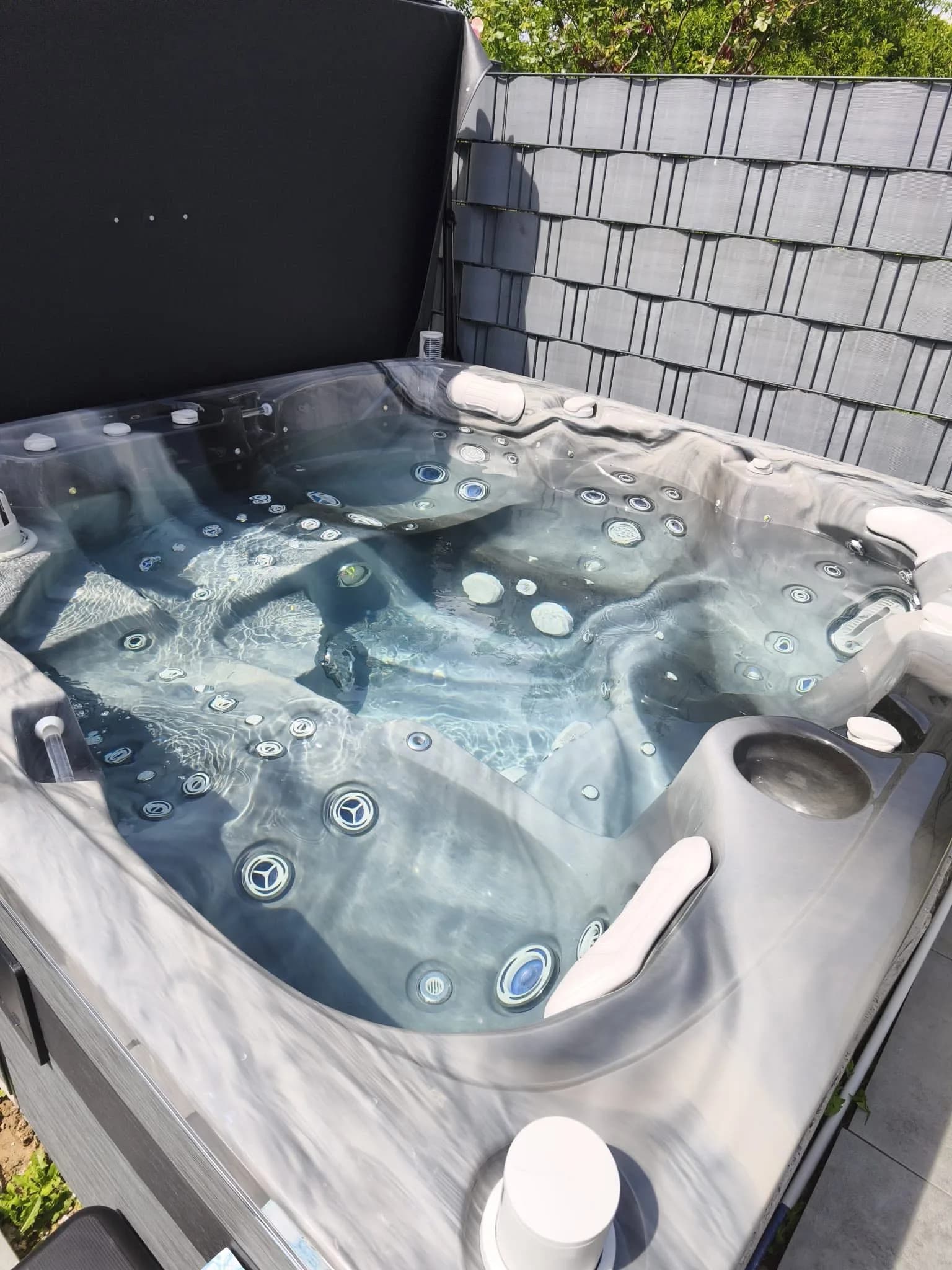 Spa Sølveig installé à Walenheim, autre vue du chantier