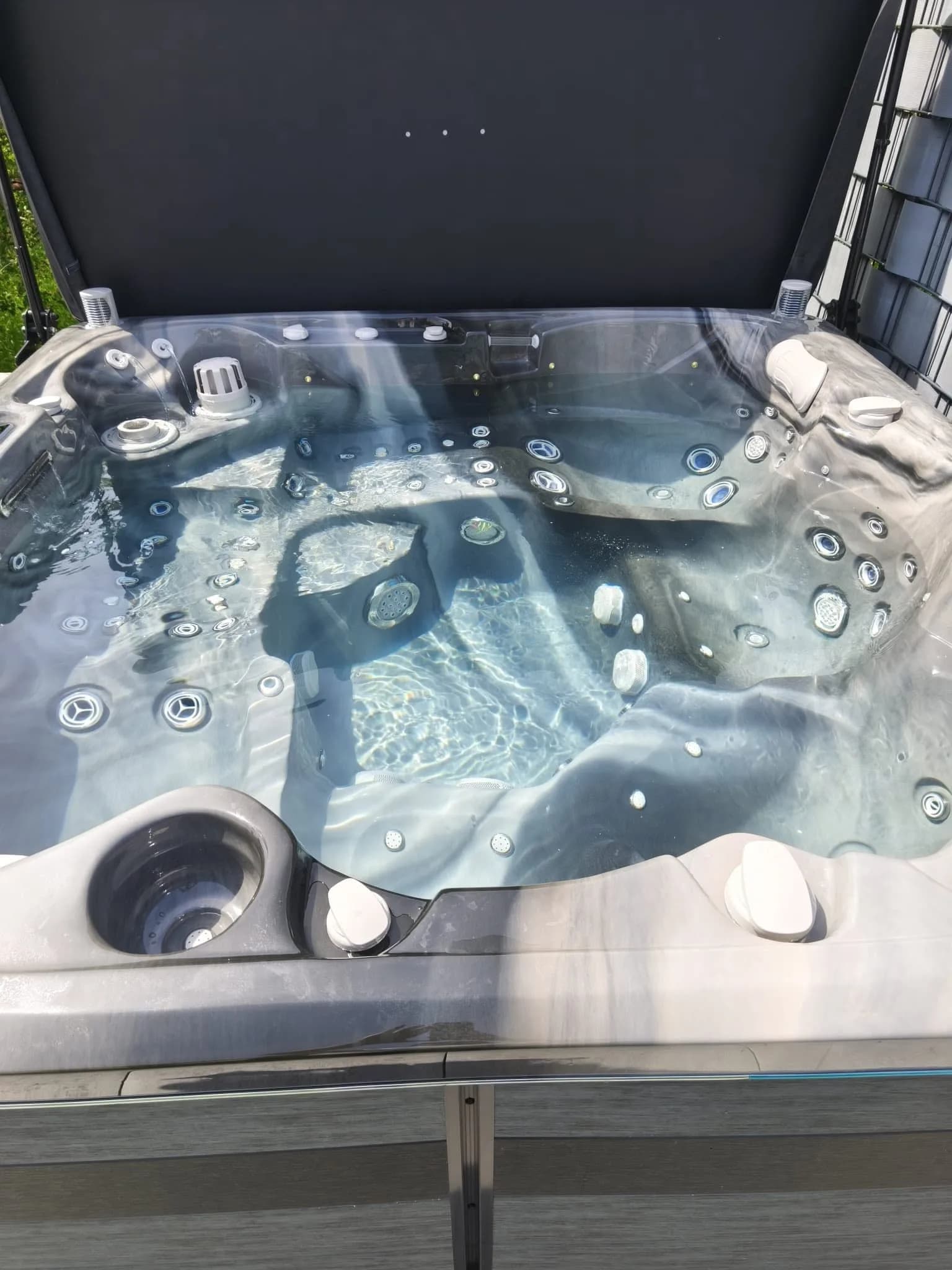 Spa Sølveig installé à Walenheim, autre vue du chantier