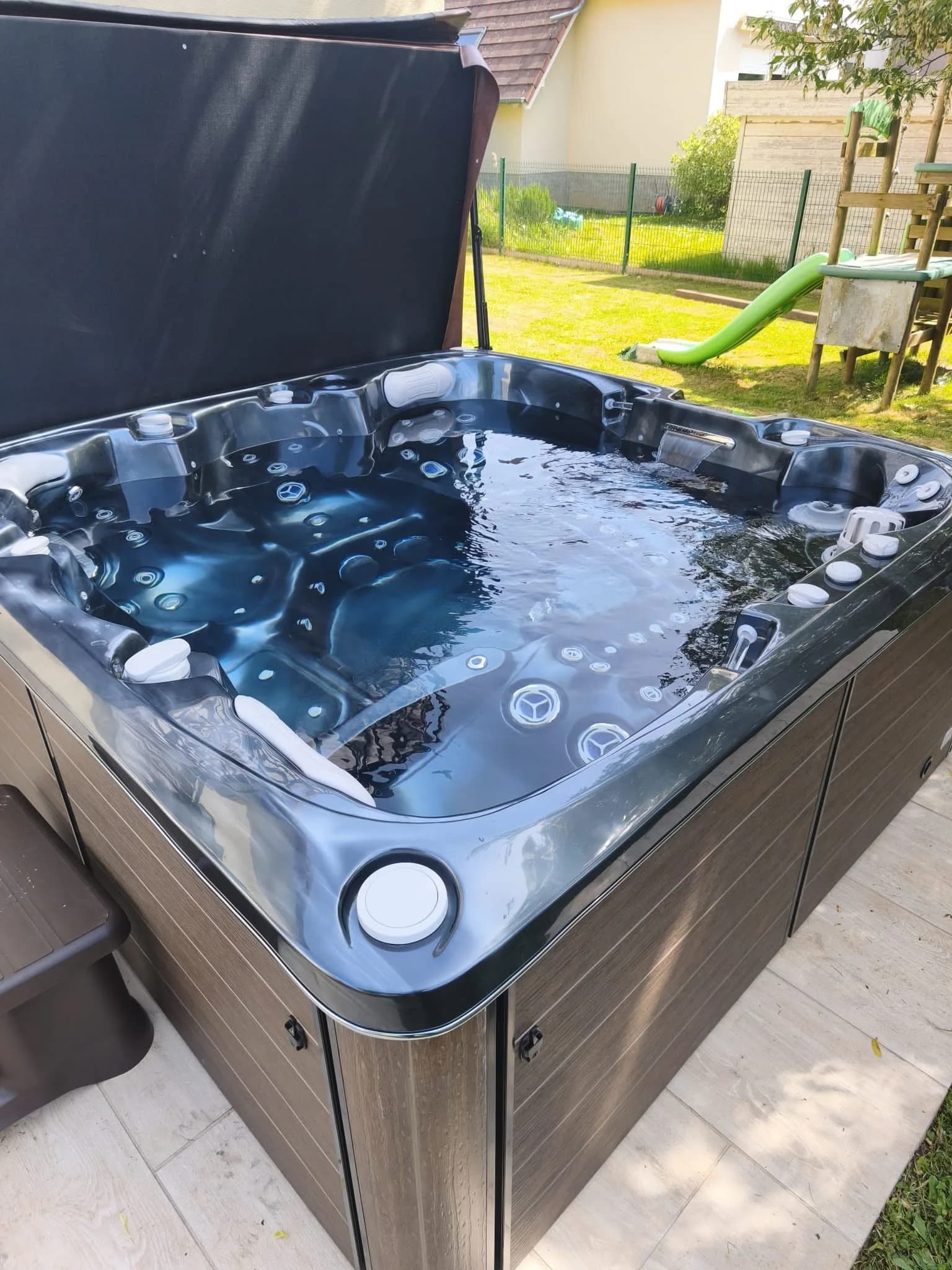 Spa Solveijg installé à Gresswiller, autre vue du chantier