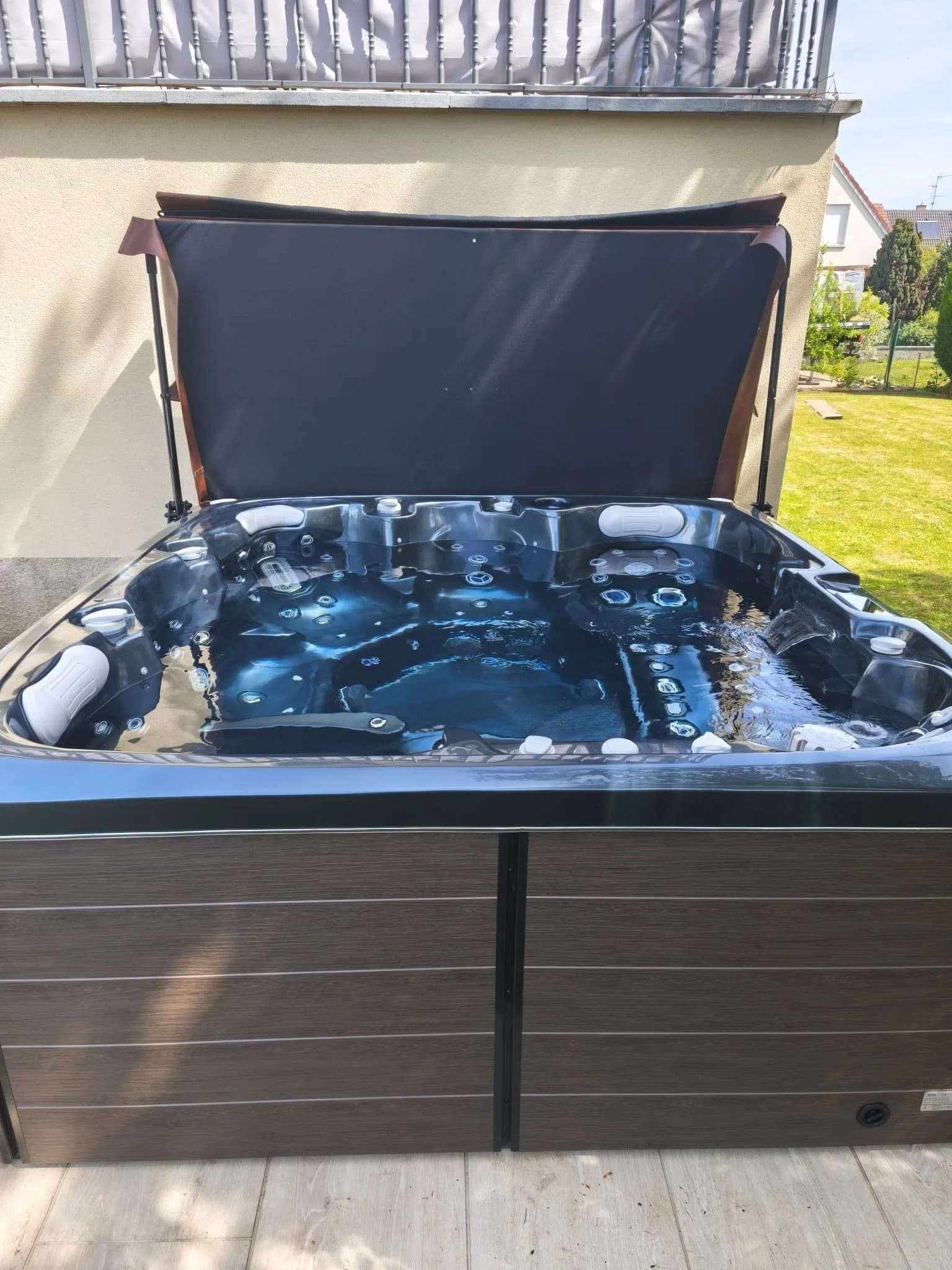 Spa Solveijg installé à Gresswiller, autre vue du chantier
