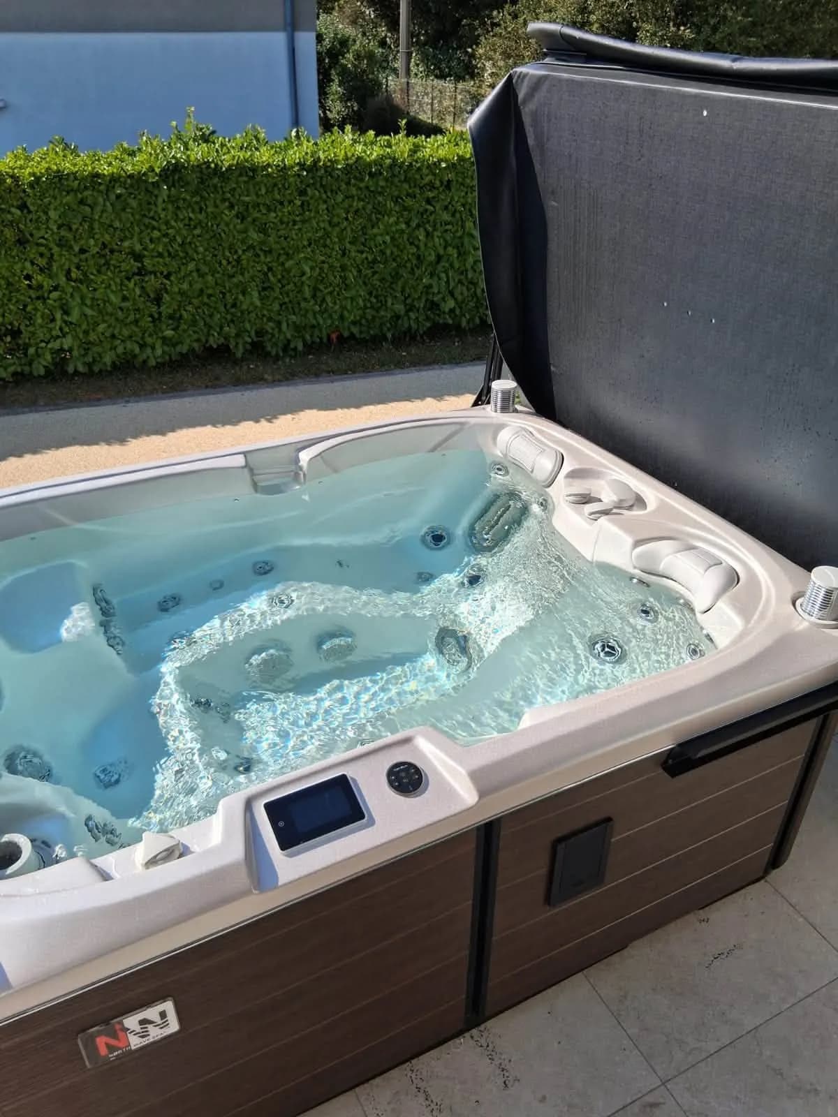 Spa Tonsberg installé à Rives, autre vue du chantier