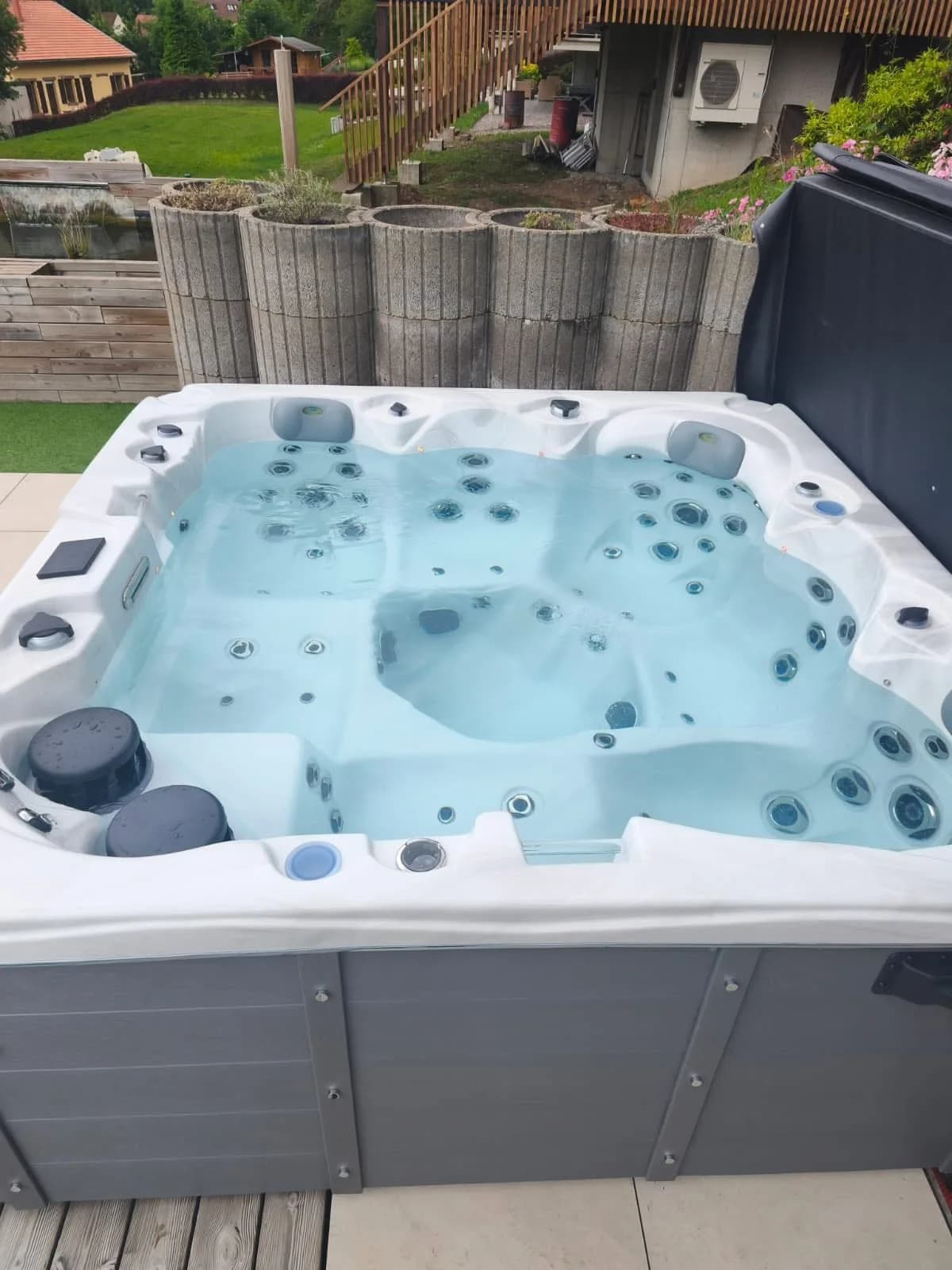 Spa Toronto installé à Schirmeck, autre vue du chantier