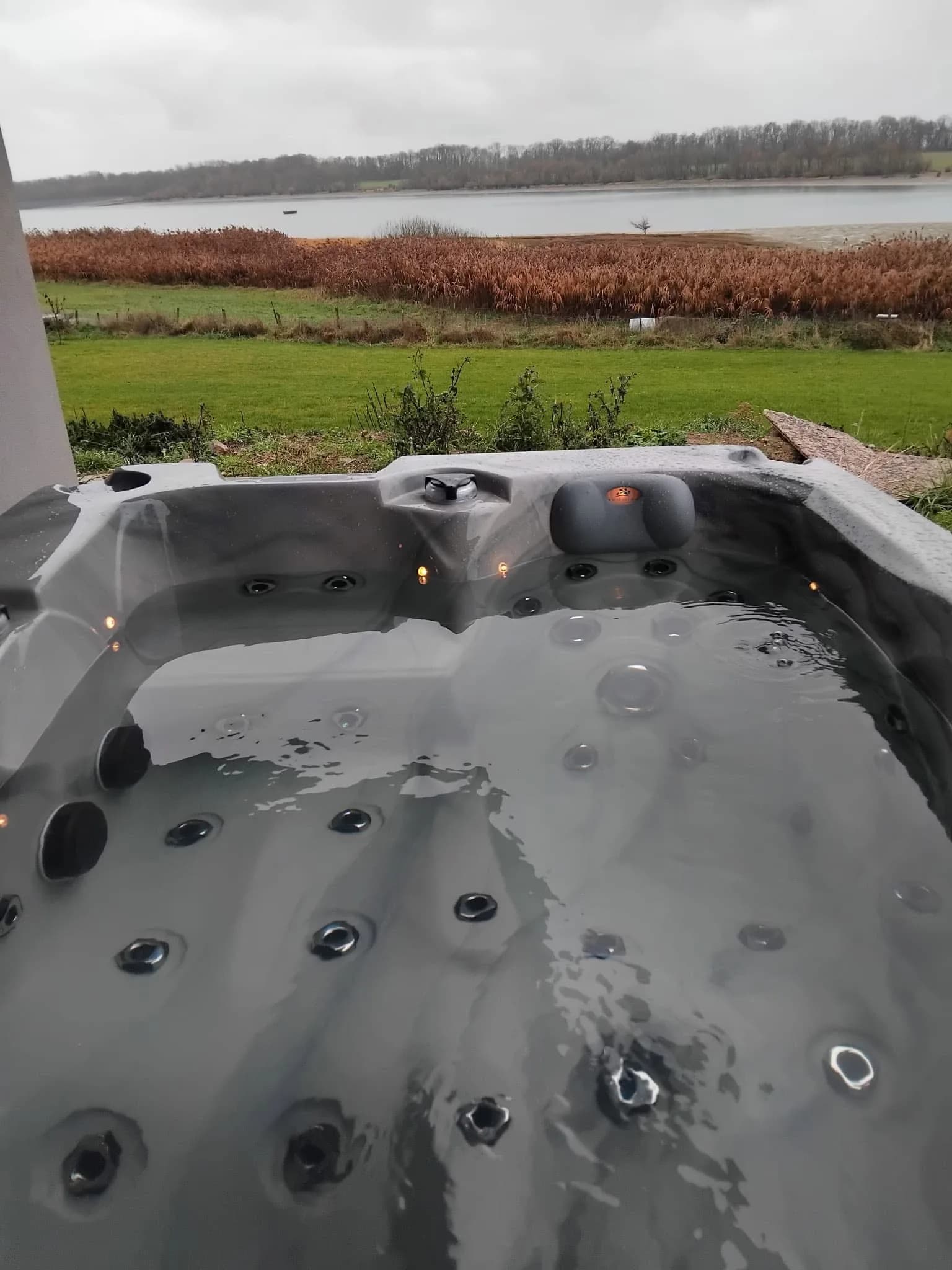 Spa Victoria Duel installé à Aspach, autre vue du chantier